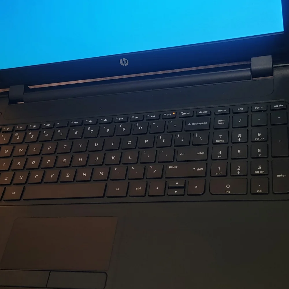 HP BLACK LAPTOP 17